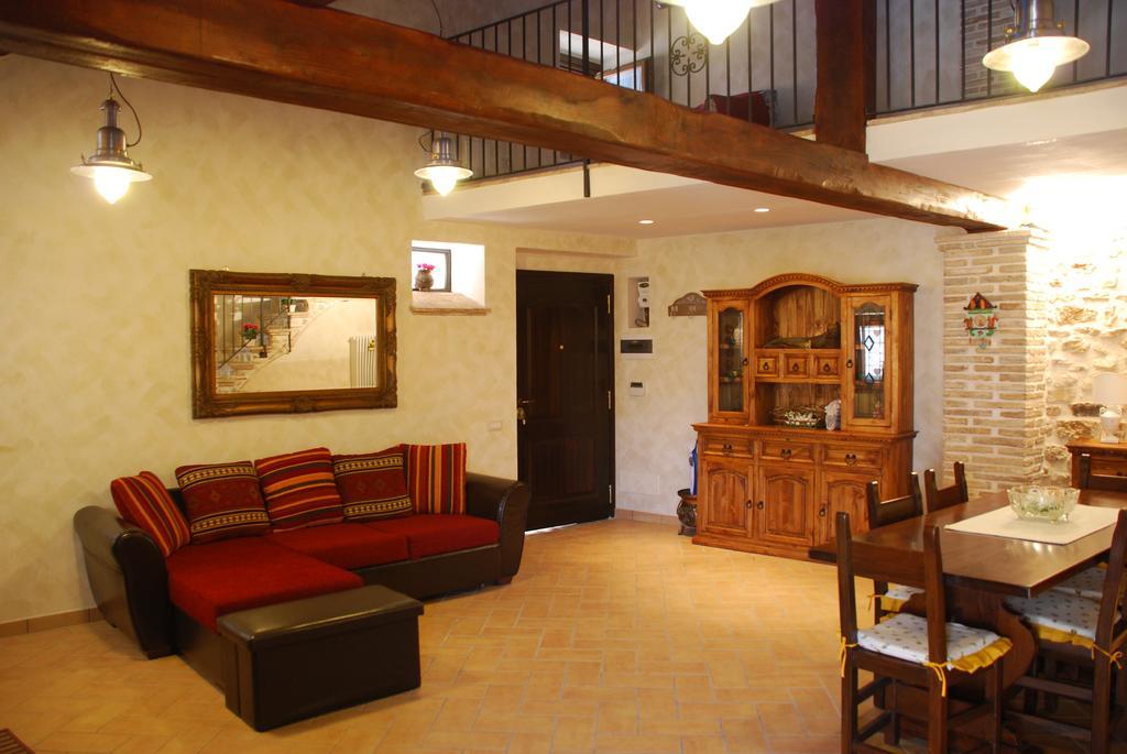 Il Paradiso Nel Borgo Arrone ภายนอก รูปภาพ
