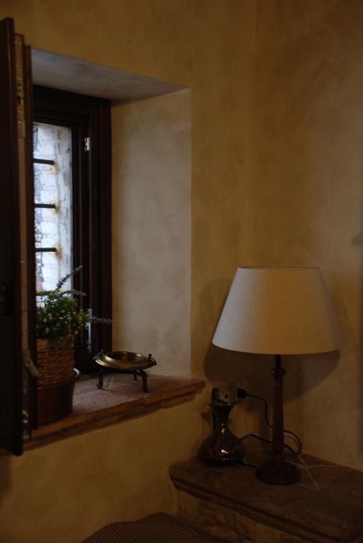 Il Paradiso Nel Borgo Arrone ภายนอก รูปภาพ